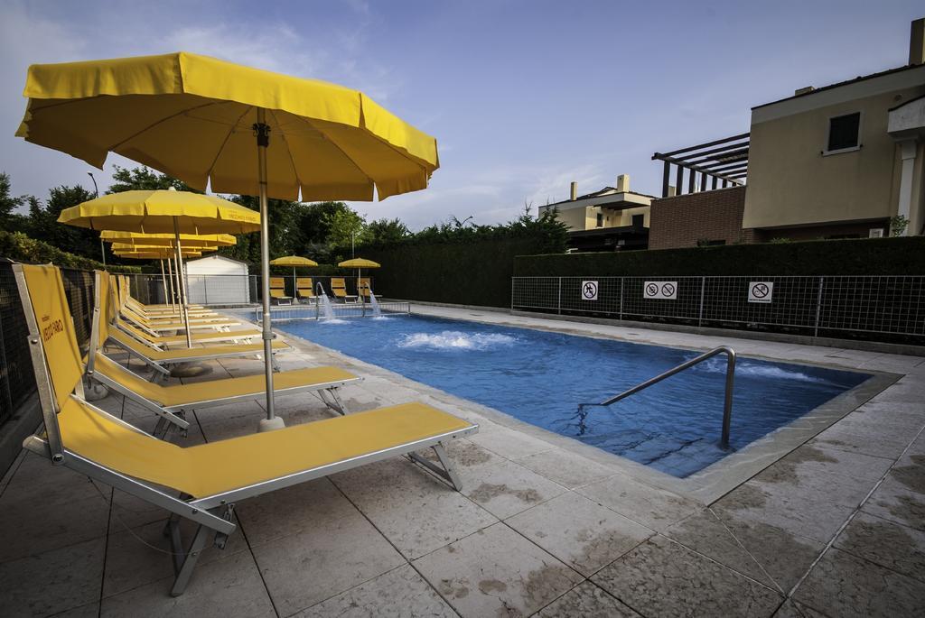 Residence Vecchio Faro คาวัลลิโน-เตรปอร์ติ ภายนอก รูปภาพ
